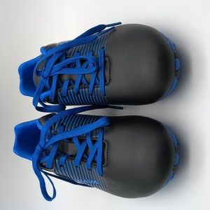 Brava Soccer Cleats Boys Shoes Sz 1.5D
